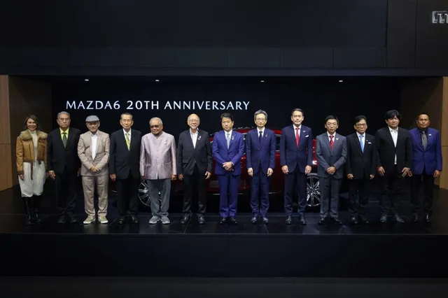 บูธมาสด้าสุดคึกคักประชาชนหลั่งไหลชม Mazda6 รุ่นพิเศษ พร้อมสัมผัสรถยนต์มาสด้าครบทุกรุ่นรับโปรโมชั่นสุดคุ้มส่งท้ายปี