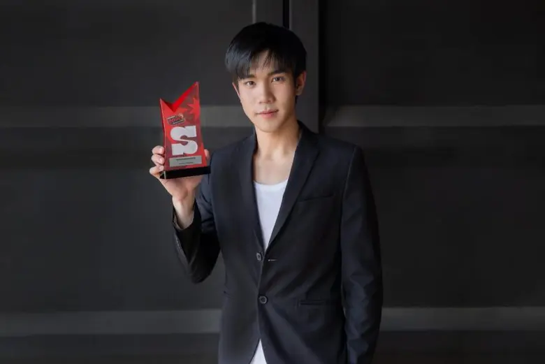 ฮอตเกินต้าน!! "โฟร์ท" คว้ารางวัลสาขา "คนดังดาวรุ่งชายแห่งปี" จากงานประกาศรางวัล "สนุกสุดจัด…ที่สุดแห่งปี 2023"