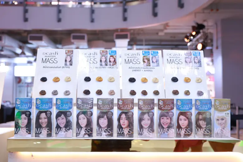 พบปรากฏการณ์ใหม่ของครีมเปลี่ยนสีผมแบบ 4D กับ Dcash Master Mass Color Cream และการดูแลเส้นผมแบบวีแกนด้วย X Cute Me Vegan Treatment