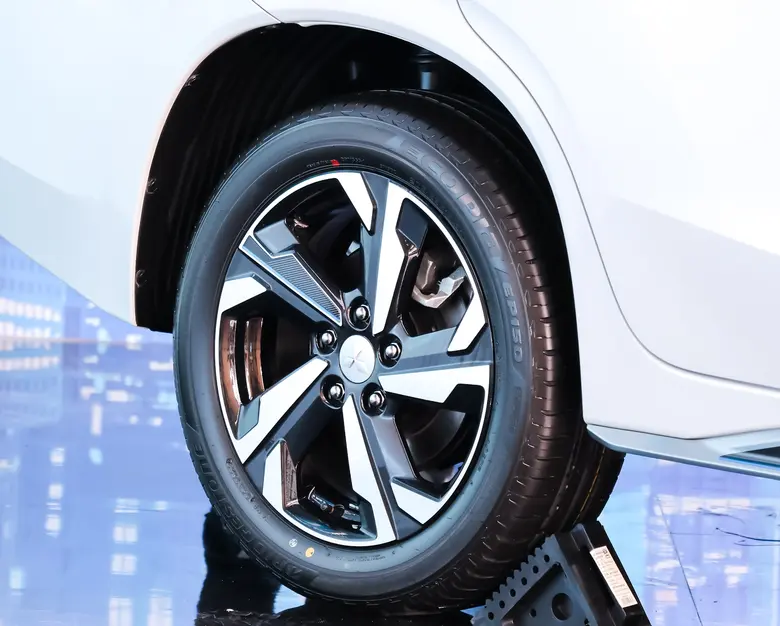 "BRIDGESTONE ECOPIA EP150 with the Ultimate Customization of Cutting-Edge ENLITEN(R) Technology" Selected as Original Equipment to Power "New Xpander HEV and New Xpander Cross HEV" from Mitsubishi Motors