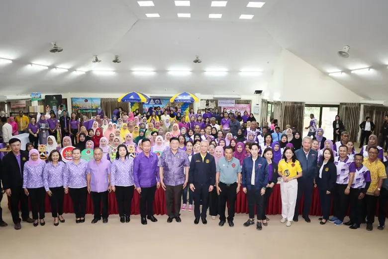 รมว.แรงงาน"พิพัฒน์"นำทัพลงใต้ เยี่ยมโรงงานต้นแบบจัดสวัสดิการพนักงาน เปิดงานกระทรวงแรงงานบริการชาวสตูล มีงานทำ มีอาชีพ หลักประกันสังคมที่ดี