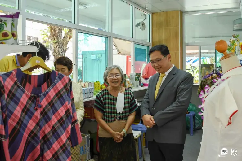 มบส. เปิดพื้นที่ให้คนพิการหารายได้พิเศษฟรี  พร้อมดูแลและให้ทุนนักศึกษาพิการเต็มที่