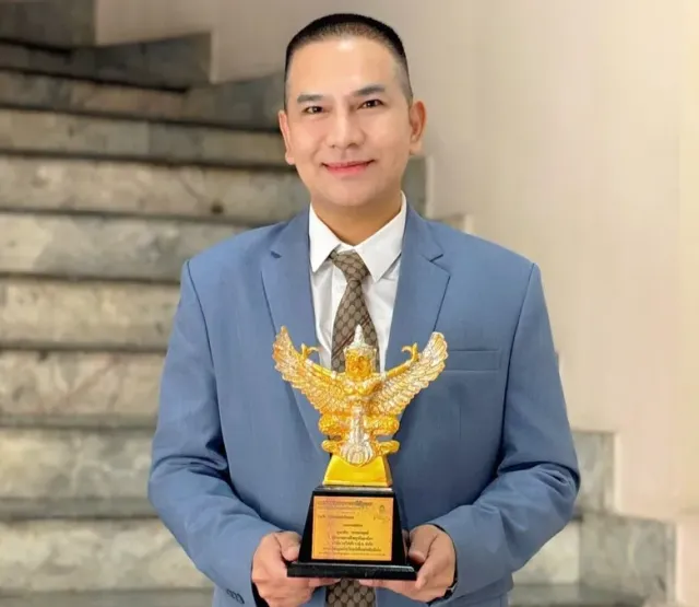 "วศิน วรรณพฤกษ์" ปลื้ม คว้ารางวัลครุฑแห่งแผ่นดินทอง สาขาผู้ทำคุณประโยชน์เผื่อแผ่นดินดีเด่น ประจำปี 2567