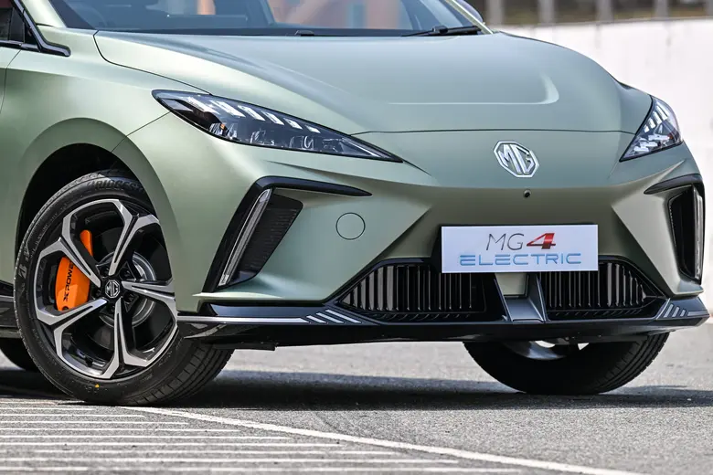 "BRIDGESTONE TURANZA T005 EV ยางพรีเมียมสมรรถนะสูงสำหรับรถยนต์ไฟฟ้า เหนือระดับด้วยเทคโนโลยี ENLITEN(R)"ได้รับเลือกเป็นยางล้อมาตรฐานติดตั้งในรถยนต์ไฟฟ้ารุ่นใหม่ "MG4 XPOWER" จากเอ็มจี