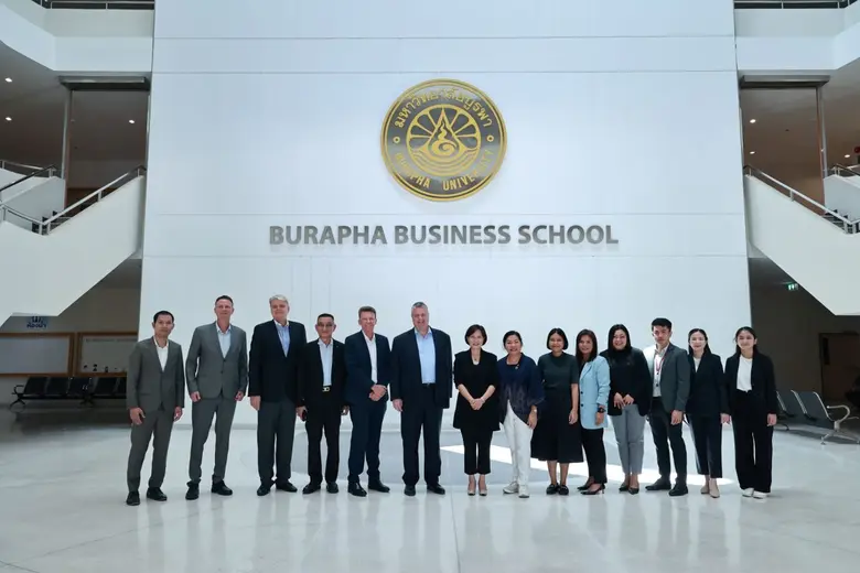 Top executives from Centara Hotels &amp; Resorts paid a visit to the Tourism Innovation Lab