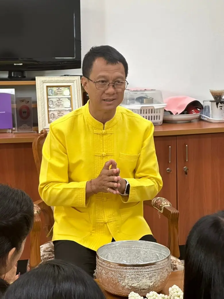 The Division of General Affairs at the University of Phayao held a Water Pouring Ceremony to bestow blessings upon the Vice President for Corporate Communications in honor of the Thai New Year tradition in 2024.