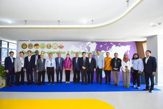 ไอแบงก์ ร่วมต้อนรับคณะทูตกลุ่มประเทศมุสลิมในกิจกรรมเสริมสร้างความเข้าใจและสานสัมพันธ์คณะทูตกลุ่มประเทศมุสลิม (OIC) ประจำปี 2567 ในพื้นที่จังหวัดยะลา