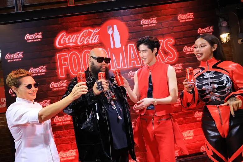 COCA-COLA(TM) CELEBRATES FOODMARKS CAMPAIGN: TAKING LUCKY WINNERS TO EXPLORE LOCAL CULINARY HERITAGE IN BANTHAT THONG WITH THREE CELEBRITIES AND SPECIAL GUEST