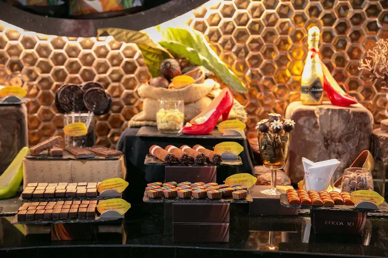 บุกถ้ำช็อกโกแลต ฉลองวันช็อกโกแลตโลก World Chocolate Day ณ โคโค่ เอ็กซ์โอ ชั้น 57 โรงแรมเซ็นทาราแกรนด์ฯ เซ็นทรัลเวิลด์