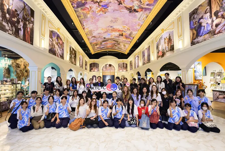 KTC Organized "KTC COOP Guides Young Learners in Discovering Da Vinci's Legacy Through Sign Language" Activity for Hearing-Impaired Children from Setthasathien School
