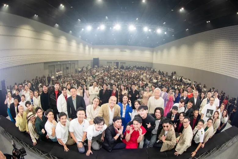 "GDH LINEUP 2025 LOOK FORWARD รุก (เกิน) คาด" เปิดตัวหนังเรื่องใหม่ 5 เรื่อง 5 รส ให้ได้ชมกันตลอดทั้งปี ผู้กำกับ นำทัพนักแสดง ร่วมเปิดโปรเจกต์ใหม่จากปีนี้ สู่ปี 2025
