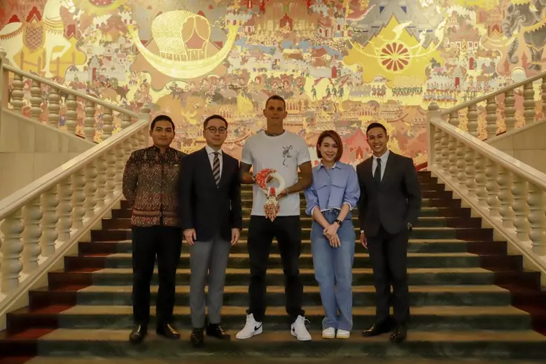 อนันตรา สยาม กรุงเทพฯ ต้อนรับ Daniel Agger