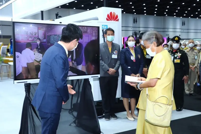 Huawei Showcases Digital Innovations at the MHESI Fair: SCI POWER FOR FUTURE THAILAND, Fostering Digital Talents for an Intelligent Thailand