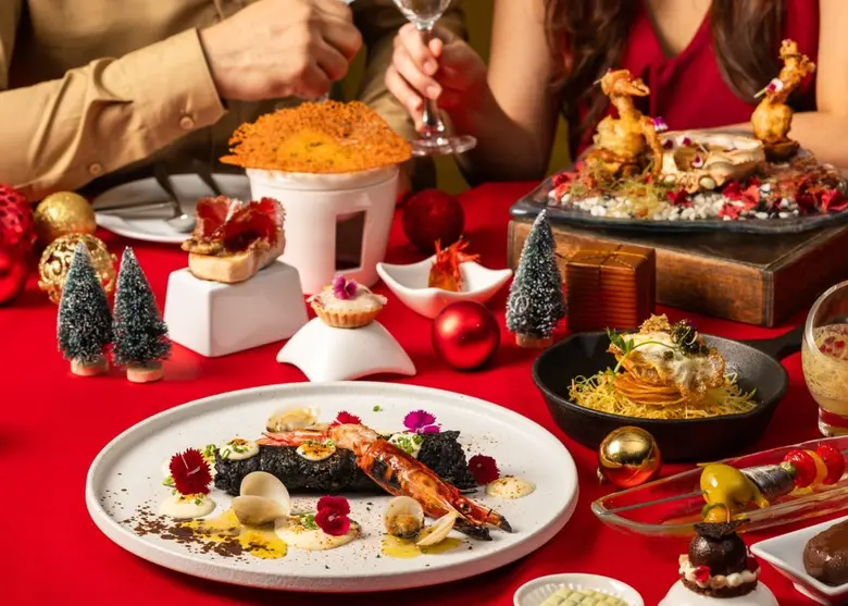 Celebrate Christmas and New Year with Elegance at Albricias, Chatrium Residence Sathon Bangkok