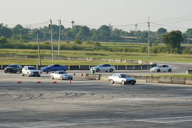 "BRIDGESTONE DRIVING EXPERIENCE 2024: Unlock POTENZA Power" Unlocks Sporty Driving Experience on the Racetrack, Bringing Year-End Excitement to Delight Tire Customers