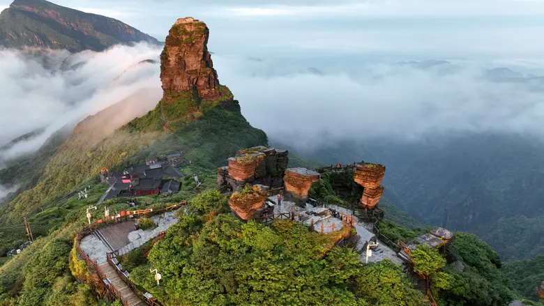 Mount Fanjingshan: Top Mountain Travel Destination