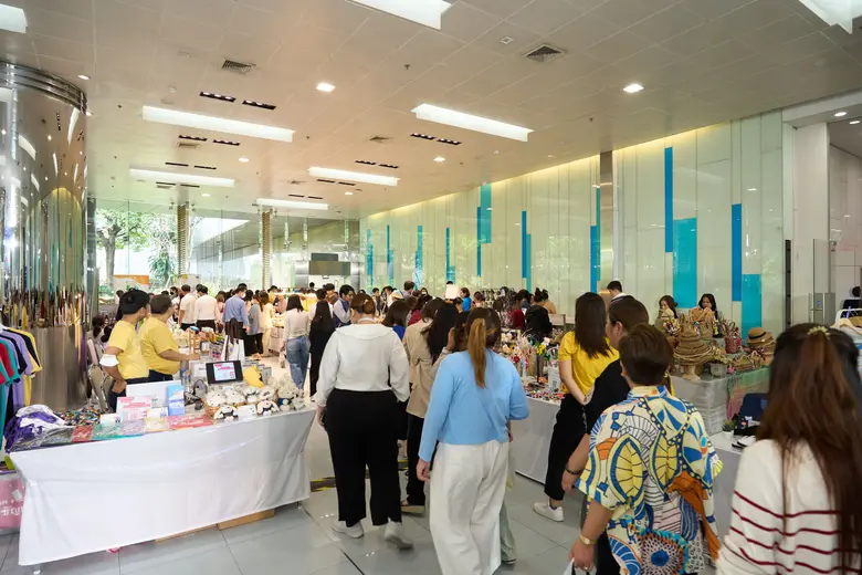 ทีทีบี ปลุกพลังแห่งการให้ ผ่านกิจกรรม "The Hall of Giving" ด้วยแนวคิด "1 วัน ใน 1 ปี มาทำอะไรดี ๆ ด้วยกัน"