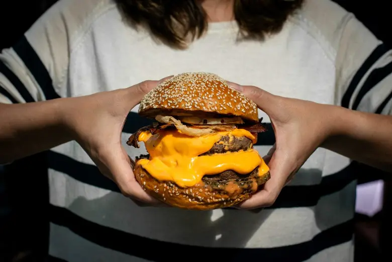 Big Bite Burger Bar &amp; Grill Challenges You! Join the Action-Packed 2nd Annual Ultimate Burger Challenge!
