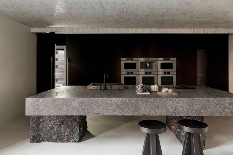 V-ZUG ร่วมงาน Milan Design Week 2025 เสนอผลงาน "Banquet Echoes" ผสมผสานนวัตกรรม ศิลปะอาหาร และความยั่งยืน