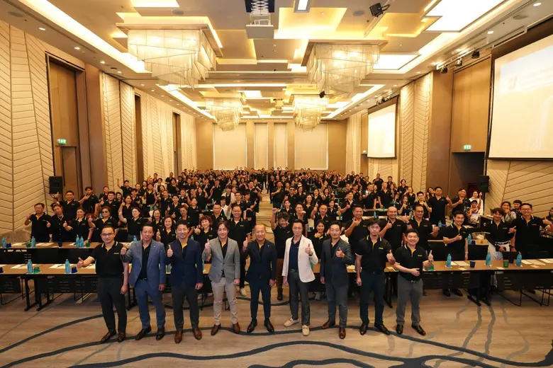COCKPIT Holds National Meeting 2025, Taking Nationwide Franchisees on a Journey to Experience Tire Performance at BRIDGESTONE TURANZA 6 Launch Event