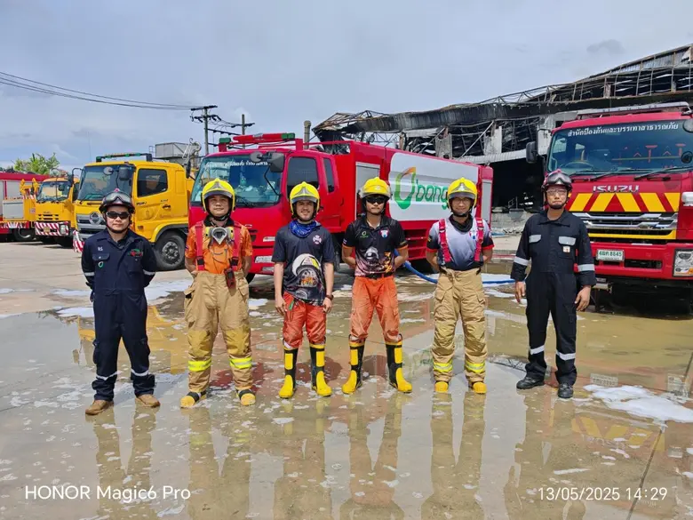 Bangchak Supports Firefighting Efforts at Lat Krabang Factory Fire Foam Truck and Firefighting Team Deployed to Assist Emergency Response