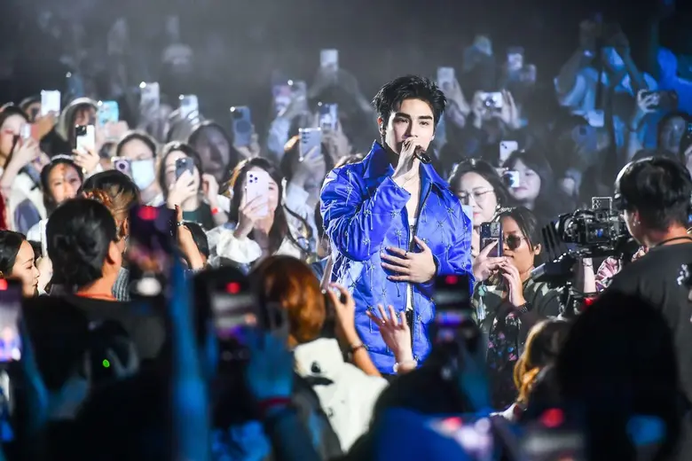 "ภูมิ-ภูริพันธ์" เปิดบ้านต้อนรับแฟนๆ สุดอบอุ่นใน POOM VILLA BIRTHDAY FANCON IN BANGKOK แฟนคอนเดี่ยวครั้งแรก จัดเต็มโมเมนต์หวาน สนุก ครบทุกอารมณ์!
