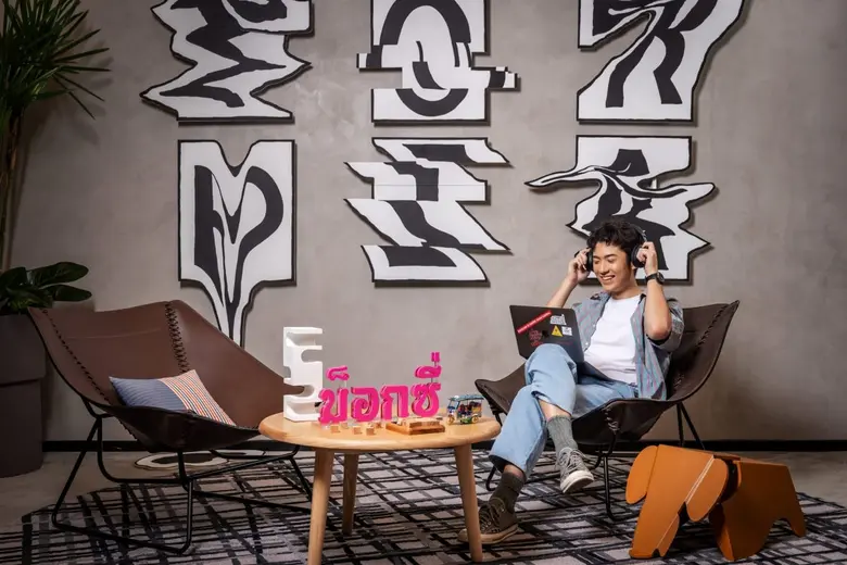 Celebrate Pride and Go Global: Award-Winning Moxy Bangkok Ratchaprasong Launches Multilingual Website and Special Pride Month Experiences