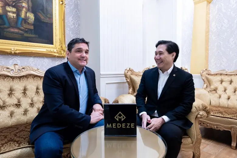 TIME Magazine เลือก MEDEZE GROUP เปิดวิสัยทัศน์ 'นายแพทย์วีรพล' ตัวแทนภูมิภาคในยุคใหม่แห่งการแพทย์เพื่อความยั่งยืน"