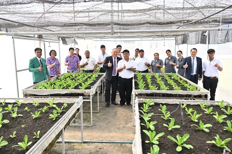 อาชีวะ ยกระดับอาชีวะเกษตร ใช้สถานศึกษาเป็นแหล่งสร้างรายได้ - ศูนย์เรียนรู้เพื่อการทำงาน