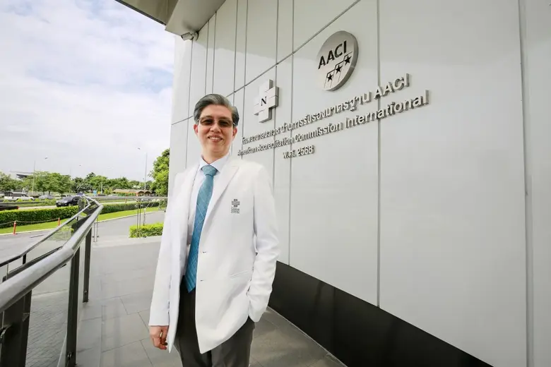 'นวเวช' ตอกย้ำมาตรฐานระดับโลก คว้า 3 ใบรับรองสากล ยกระดับคุณภาพบริการ สู่เป้าหมายองค์กรสุขภาพยั่งยืน