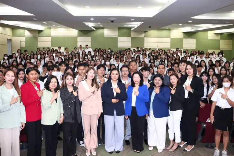ศิษย์เก่าคณะบัญชี SPU 'มาลี แซ่หย่าง' แชร์เส้นทางสู่ผู้บริหารการเงิน Flash Express ตอกย้ำ "บัญชี" คือพลังขับเคลื่อนธุรกิจยุคใหม่