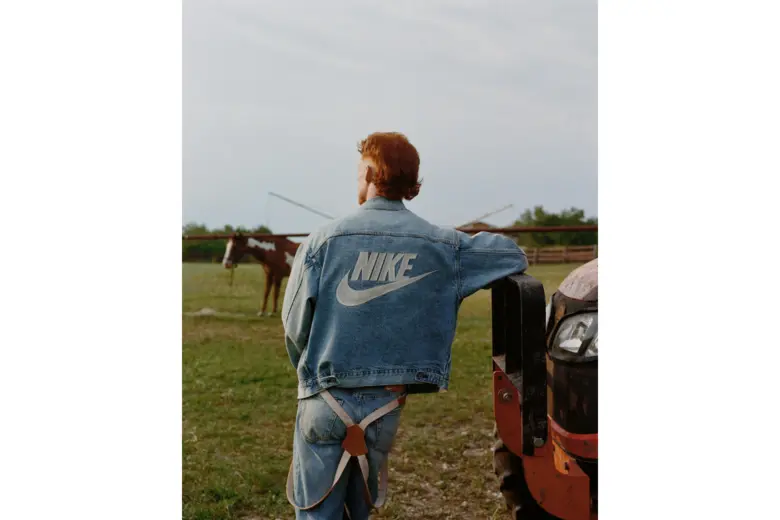 แบรนด์ Levi's(R) และ Nike สองไอคอนระดับตำนานของอเมริกา ร่วมกันสร้างปรากฏการณ์ใหม่ในวงการสปอร์ตแวร์