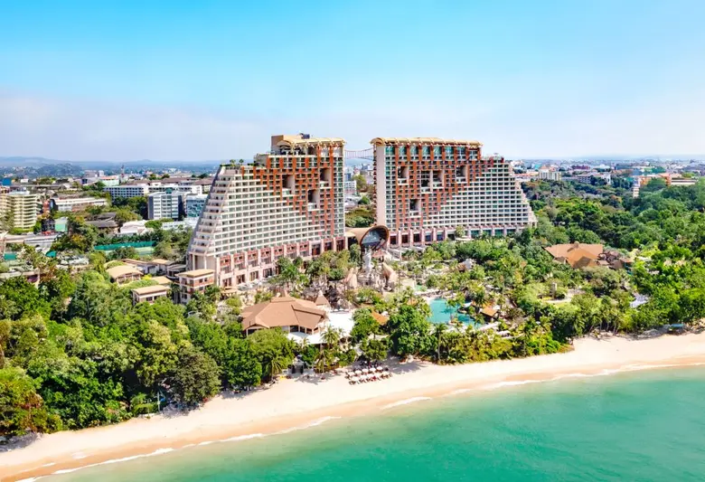 Discover The Magic of The New Lost World at Centara Grand Mirage Beach Resort Pattaya
