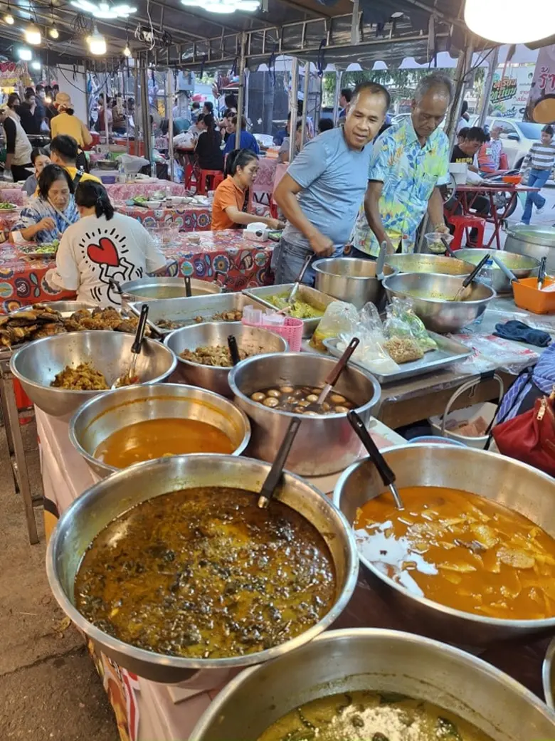 บิ๊กโจ๊ก จัดงาน สารทเดือนสิบ ไนท์แฟร์สุดยิ่งใหญ่ประจำปี รวบรวมของกิน ของใช้ของชาวใต้ไว้ในงานเดียว