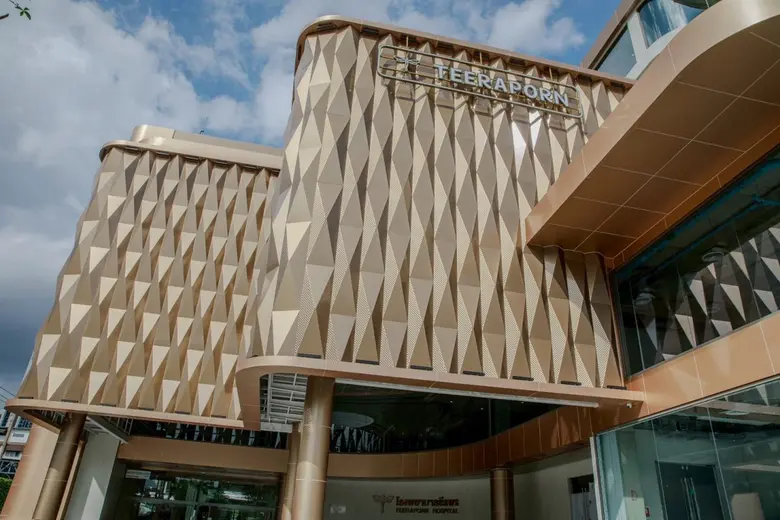 TRP เปิดตัวโรงพยาบาลศัลยกรรมตกแต่งใบหน้าครบวงจร Teeraporn Hospital
