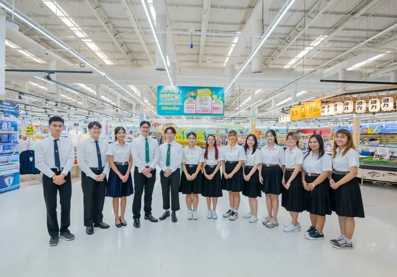 ซีพี แอ็กซ์ตร้า มอบทุน AXTRA STAR SCHOLARSHIP 13 ทุน 3 สถาบัน ปั้นบุคลากรด้านอาหารและนวัตกรรม สร้างอนาคตที่ยั่งยืนให้เยาวชนคนเก่ง