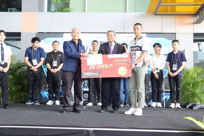 CADT DPU จัด Flight Simulator Landing Challenge 2025 สร้างแรงบันดาลใจสู่อาชีพนักบิน พร้อมเปิดหลักสูตร ป.ตรี ควบใบอนุญาตนักบินพาณิชย์ตรี ภายใน 3.5 ปี