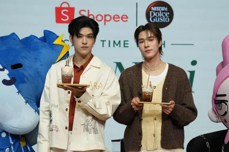 เสิร์ฟความสุขล้นแก้ว! 'สกาย-นานิ' ส่งมอบความอบอุ่นให้แฟนๆ และนักช้อปออนไลน์คอกาแฟ ชงหวานทุกโมเมนต์ ในงาน "Nescafe Dolce Gusto official & Shopee"