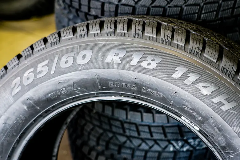 YellowTire.com เผย 20 อันดับ "ขนาดยางขอบ 18 นิ้ว" ยอดนิยมของคนไทย ประจำปี 2025 ครึ่งปีแรก 265/60R18 สำหรับ Fortuner, D-Max และ Ranger ขึ้นแท่นอันดับ 1