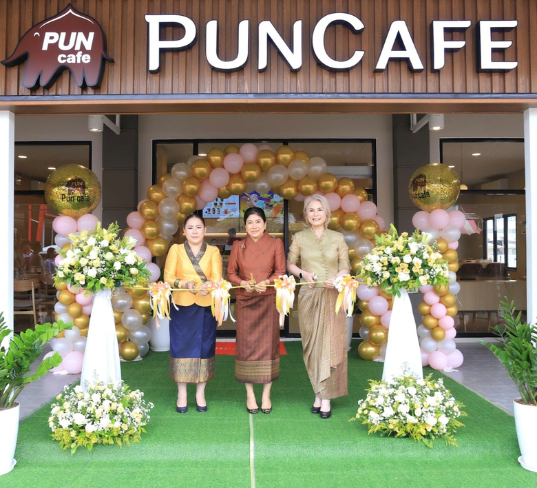 พันธุ์ไทย เดินหน้าขยายตลาด สปป.ลาว ผุด ปันคาเฟ่ สาขาใหม่ ดันยอดขายโต 2 เท่า ตั้งเป้าเปิดอีก 4 สาขาในปีนี้