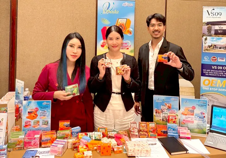 โรดโชว์ผลิตภัณฑ์สบู่วิภาดาในงานแสดงสินค้าที่เวียดนาม