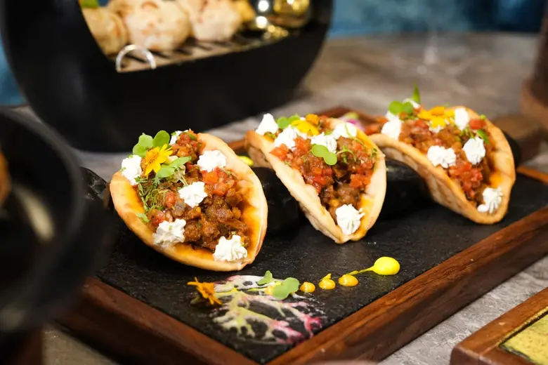 Finch Bangkok ชวนสัมผัสประสบการณ์ ร้านอาหารอินเดียพรีเมียม พร้อมบรรยากาศโรแมนติกในฤดูฝน