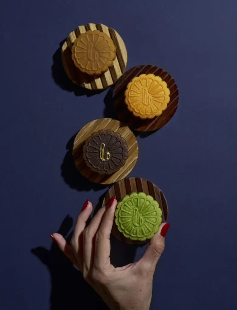 ฉลองเทศกาลไหว้พระจันทร์อย่างเหนือระดับ กับขนมไหว้พระจันทร์จาก Blue by Alain Ducasse