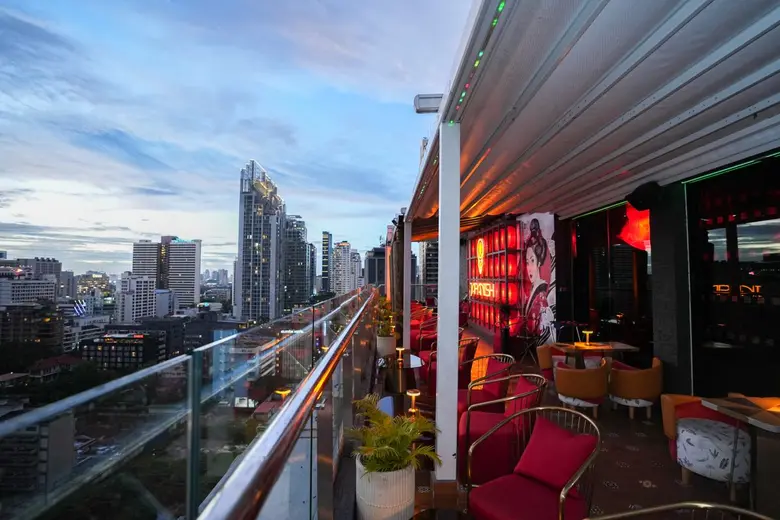 เครื่องดื่มแอลกอฮอล์>>Japanish Rooftop เปิดตัว Ladies Night รูปแบบใหม่ Free-Flow เติมสีสันกลางสัปดาห์ เหนือเส้นขอบฟ้าสุขุมวิท