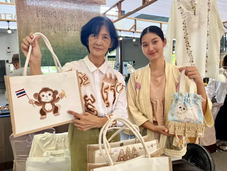 เดอะไนน์ เซ็นเตอร์ พระราม 9 เปิดพื้นที่โชว์ แชร์ ช้อป งานคราฟต์ล้อมเมือง สัมผัสเสน่ห์งานหัตถกรรม รักษ์โลกใส่ใจความยั่งยืน
