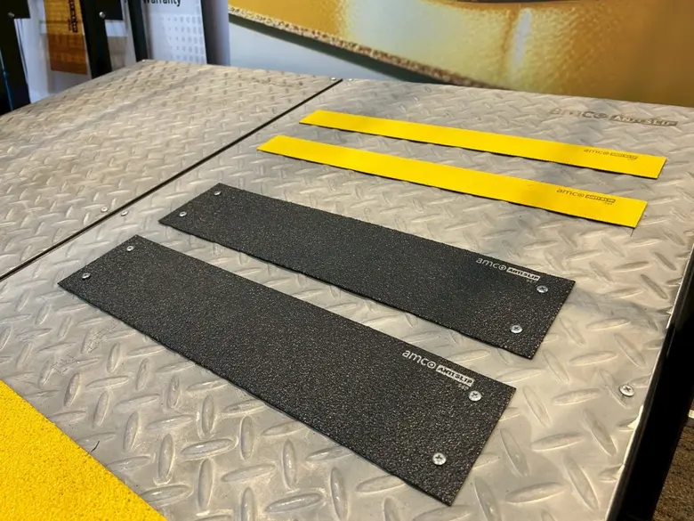 'amco ANTI SLIP' วิศวกรรมแผ่นกันลื่นแอมโค ส่งมอบความปลอดภัยที่ยั่งยืนสู่อุตสาหกรรมไทย ในงาน SISTAM 2025