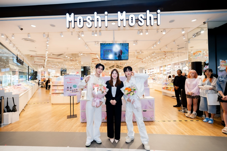 MOSHI ประสบความสำเร็จจัดอีเวนต์ 'Moshi Moshi x Garlic Garden Paradise Diffuser' ดึงคู่จิ้นสุดฮอต "อู่อู๋-เซฟ" ร่วมกิจกรรมสุดฟิน สร้างปรากฏการณ์ความหอมและความประทับใจ