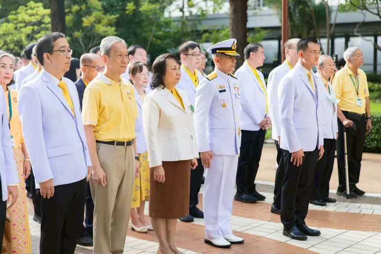 ศิริราชน้อมรำลึก เนื่องในวันคล้ายวันสวรรคตพระบาทสมเด็จพระบรมชนกาธิเบศร มหาภูมิพลอดุลยเดชมหาราช บรมนาถบพิตรจัดงาน "ศิระกรานพระภูบาลนวมินทร์ (ปีที่ 9) ในหลวงผู้ทรงสถิตในดวงใจ"