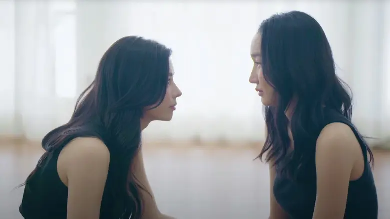 "บทรัก Love Moment" ทำแฟน ๆ ฟินทะลุจอ "เฮอหลิง" สมหวังได้คู่ "ไผ่หลิว" เคมีลงตัวจนคนดูยกให้เป็นคู่จิ้นแห่งยุค