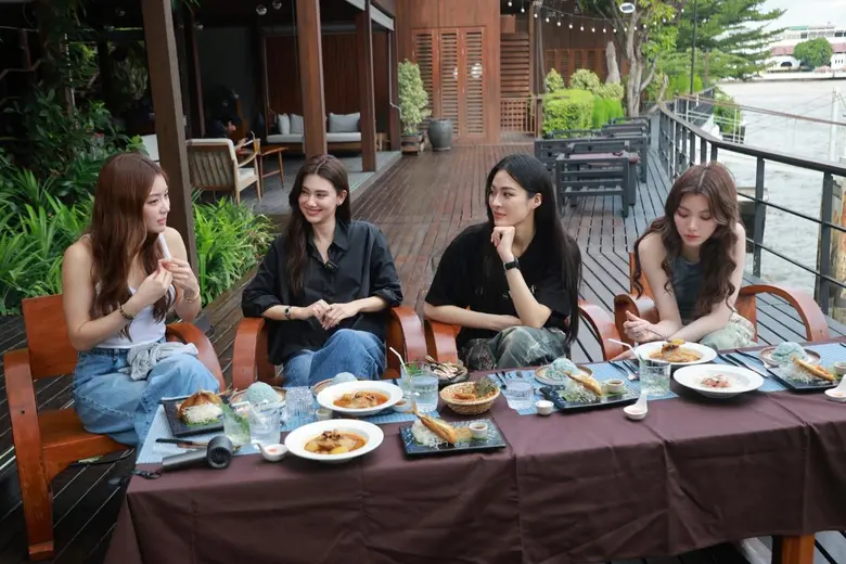 อิ่มใจอิ่มท้อง! "ลีน่า - หมิว" แท็กทีม "หลิง - ออม" ทานข้าวในบรรยากาศสุดชิล พร้อมชาร์จพลังใจใน "Special Vlog LenaMiu X LingOrm"